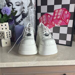 Demonia White Platform Oxfords – Size 7 (Fits Like 6) – Brand New